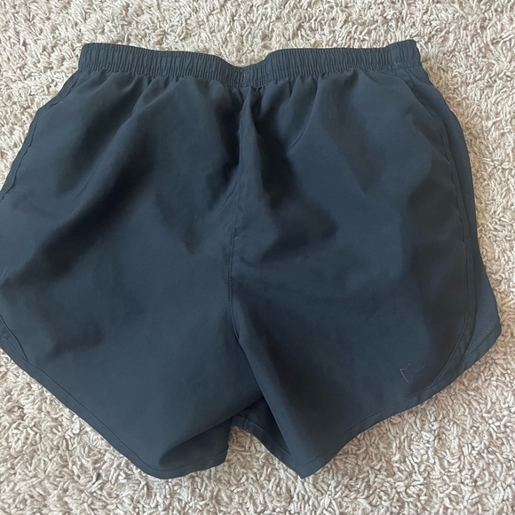 nike athletic shorts size large - Picture 2 of 2